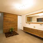 Murmi Chalet